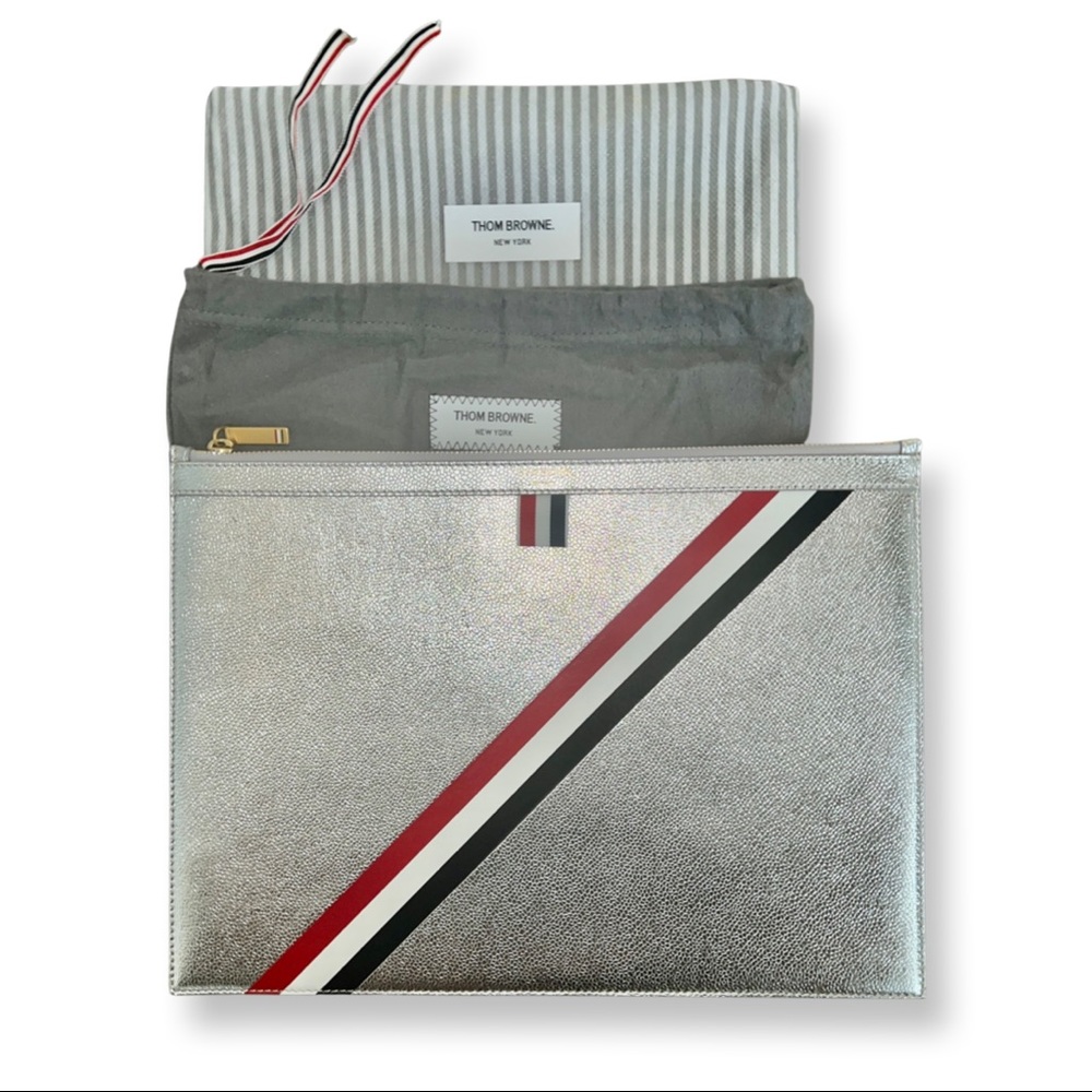 THOM BROWNE
Black Small Zip Document Holder